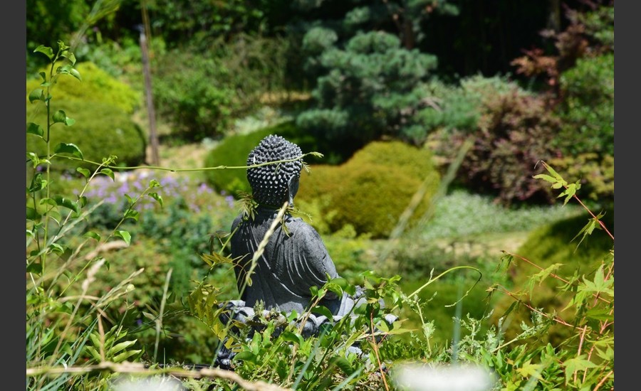 Statue au Jardin Zen