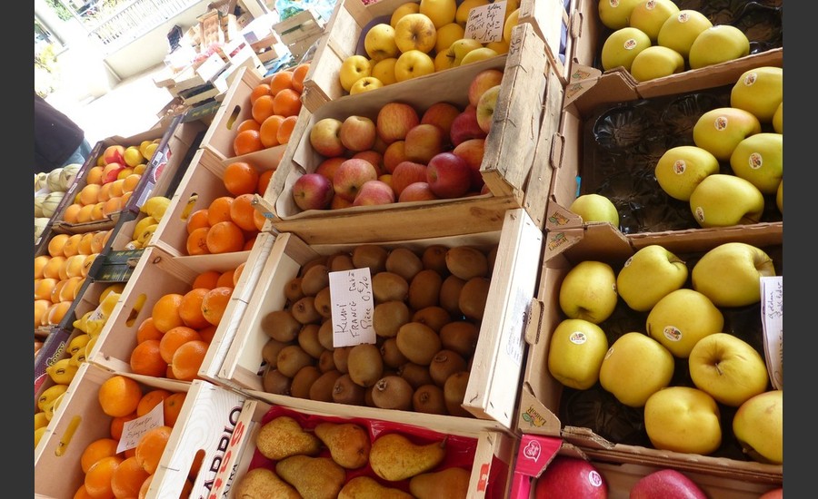Marché nocturne de Colombier le Jeune