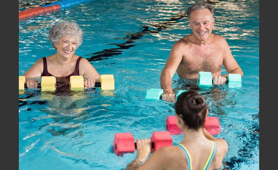 Cours aqua séniors à Linaë