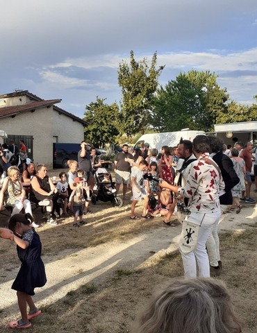 Marché nocturne des producteurs et artisans locaux - Lac de Champos