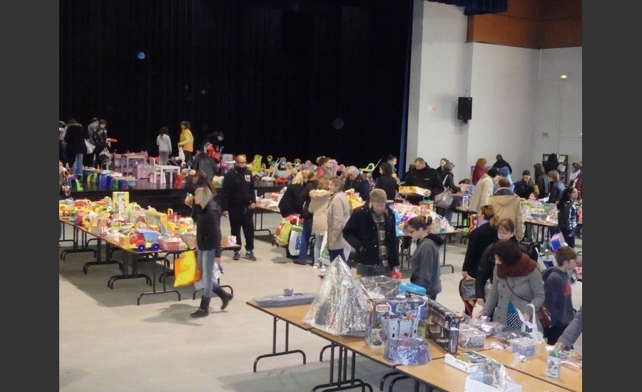 Bourse aux jouets_st Donat