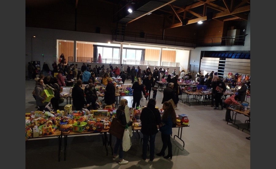 Bourse aux jouets_st Donat