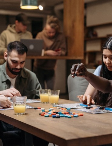 Soirée bar  à jeux - La maison du jeu de Saint Donat