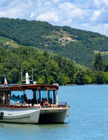 Croisière petit explorateur à Tournon sur Rhône avec Les Canotiers