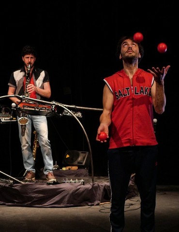 "Bonhomme[s]" par la cie La tête sur les étoiles - Festival les Montrueuses Rencontres