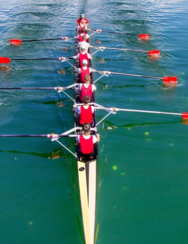 Défi à 8 par les Sports Nautiques Tain-Tournon