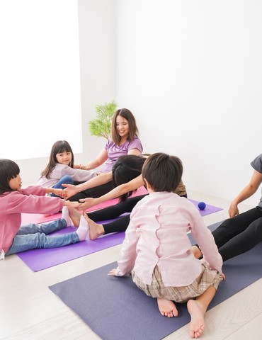 Atelier yoga et massage parent-enfant 3-7 ans