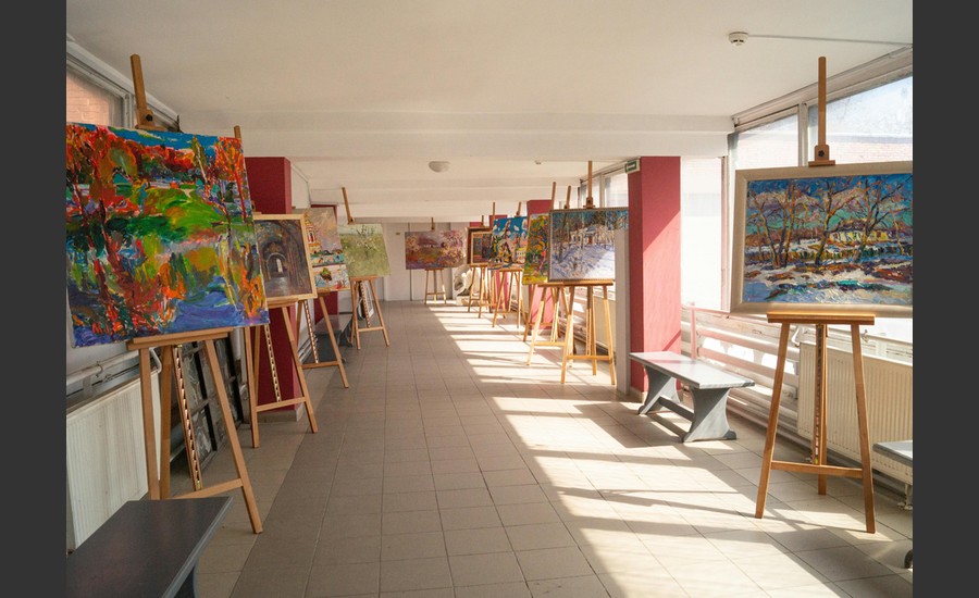 Photo 1