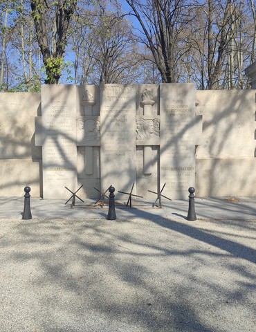 Cérémonie patriotique en souvenir des fusillés du 6 juillet 1944